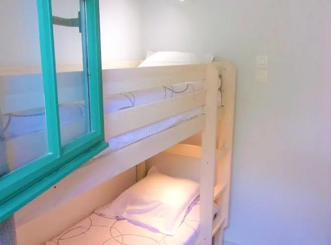 Charming With Balcony And Golf View Διαμέρισμα *